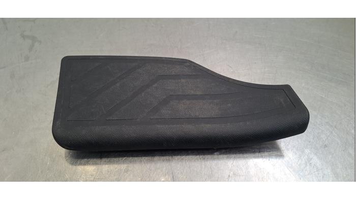 Support de pied Peugeot 308