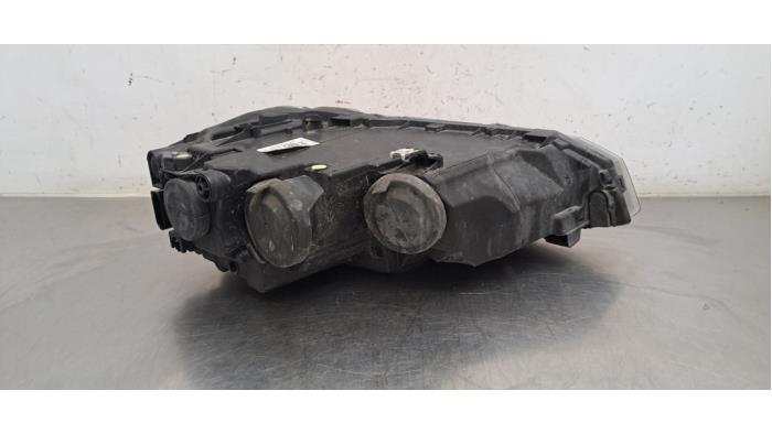 Phare gauche Volkswagen Polo