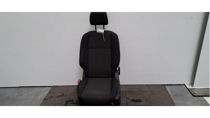 Siège gauche Peugeot Partner