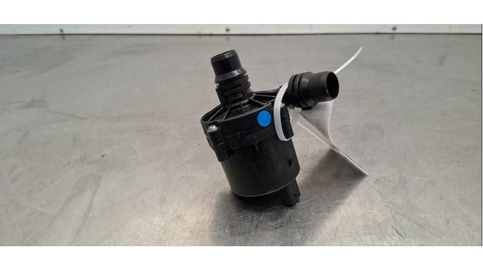 Pompe à eau supplémentaire Peugeot 3008