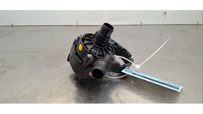 Pompe à eau supplémentaire Peugeot 3008