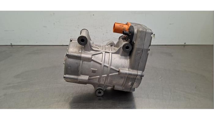 Pompe clim Peugeot 3008