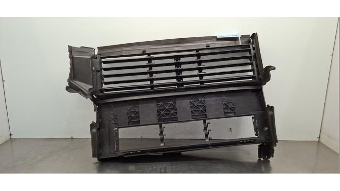 Guidage d'air Peugeot 308