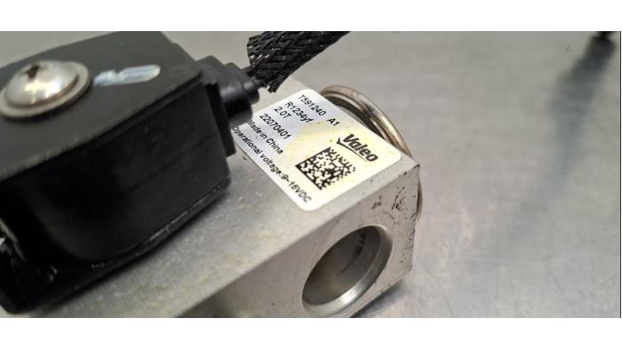 Valve d'expansion clim Opel Astra
