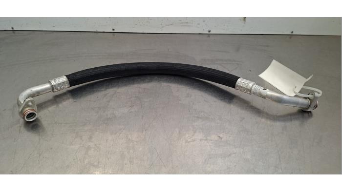 Tuyau clim Peugeot 308