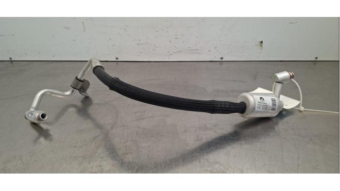 Tuyau clim Peugeot 308