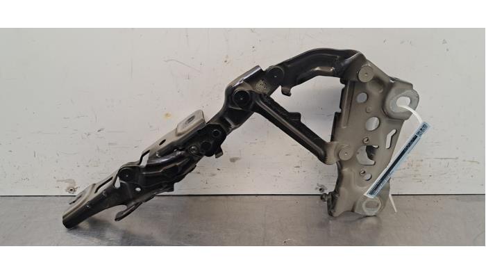 Charnière capot BMW 5-Série