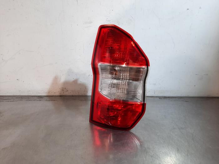 Feu arrière gauche Ford Transit Courier