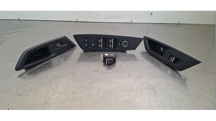 Commutateur combi vitres Peugeot 308