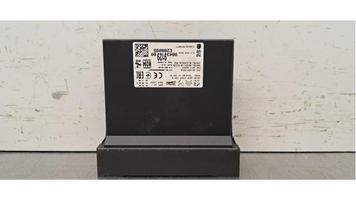 Chargeur sans fil Peugeot 308