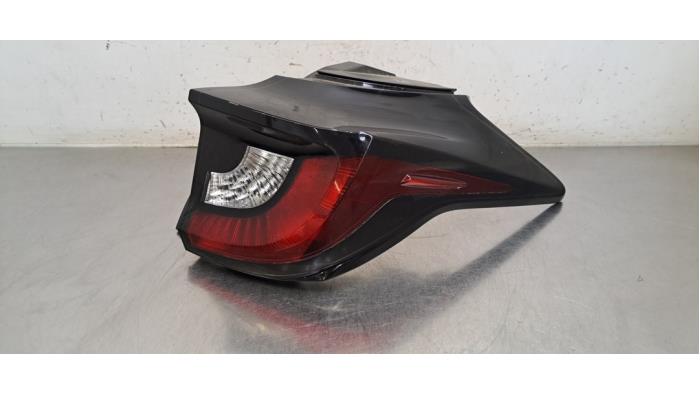 Feu arrière droit Toyota Yaris
