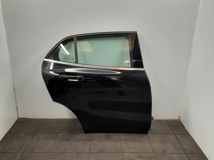 Portière 4portes arrière droite Mercedes GLA