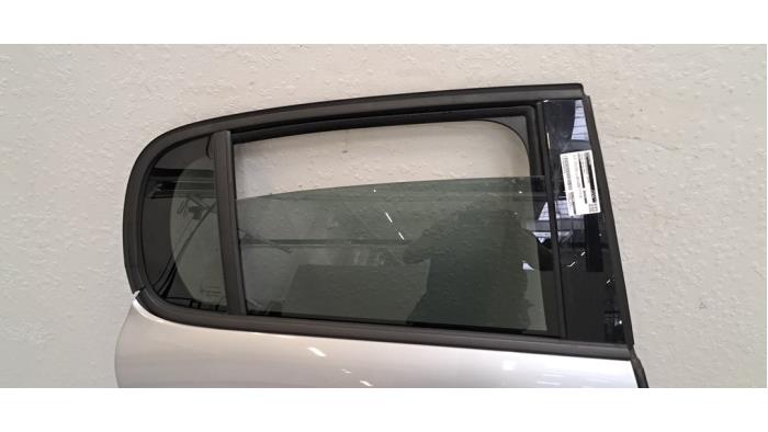 Portière 4portes arrière droite Peugeot 208