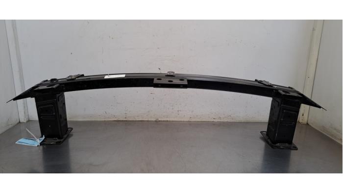 Cadre pare-chocs avant