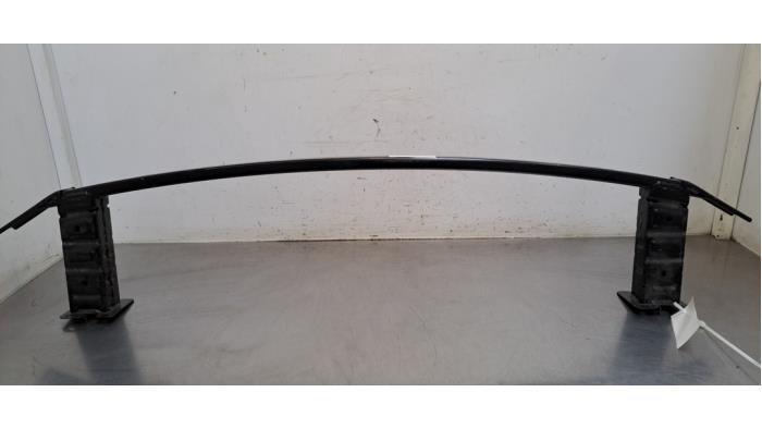 Cadre pare-chocs avant