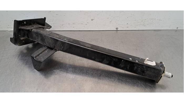 Support partie avant Peugeot 3008