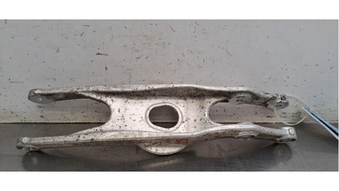 Bras de suspension arrière gauche