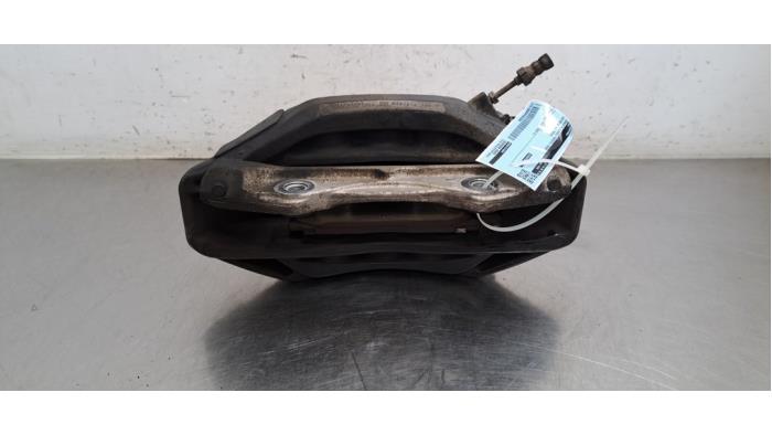 Etrier de frein (pince) avant droit Audi RSQ3