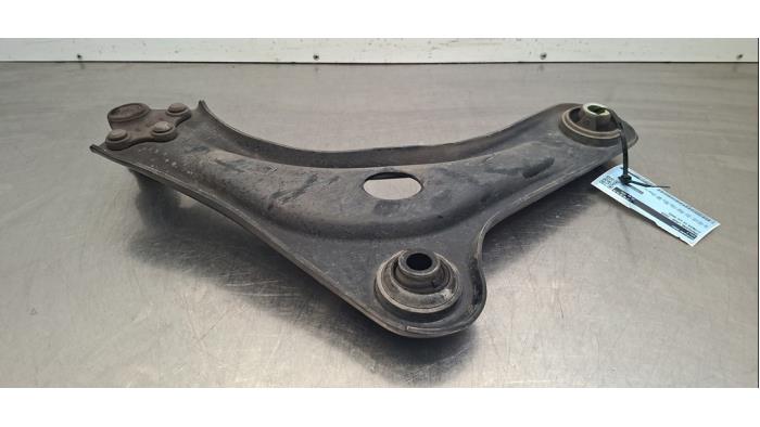 Bras de suspension avant gauche Citroen C3