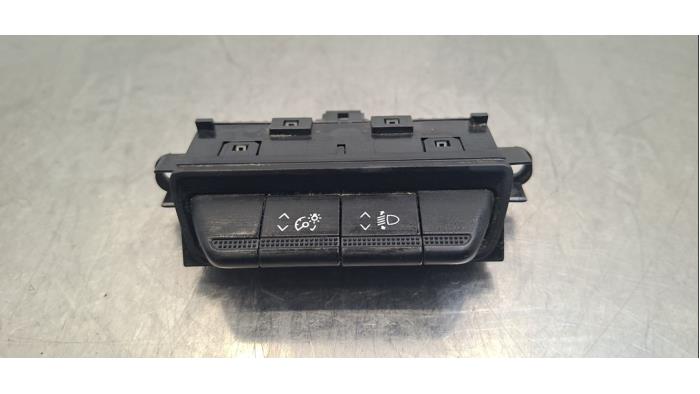 Correcteur hauteur Renault Trafic