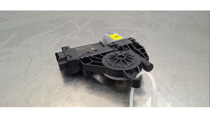 Moteur de vitre portière Volvo V90