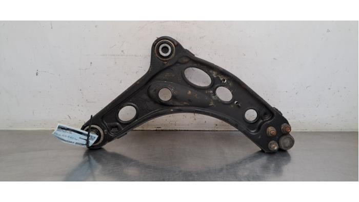 Bras de suspension avant gauche Renault Trafic