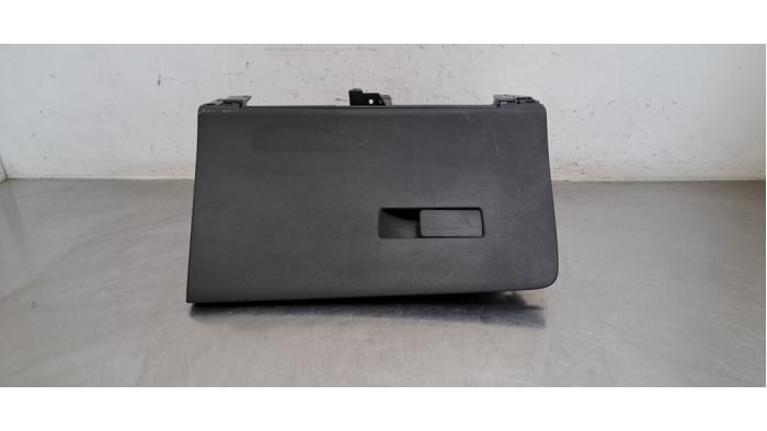 Boîte à gants Peugeot 308