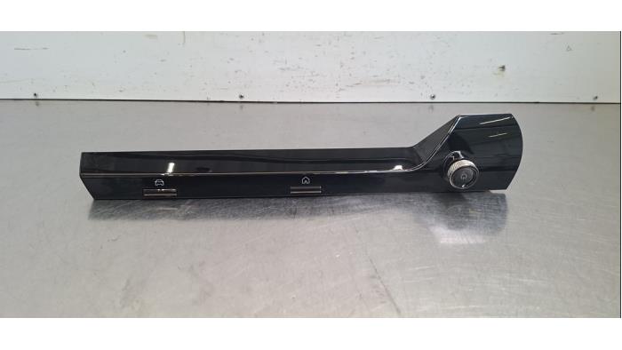 Panneau commande radio Citroen C4