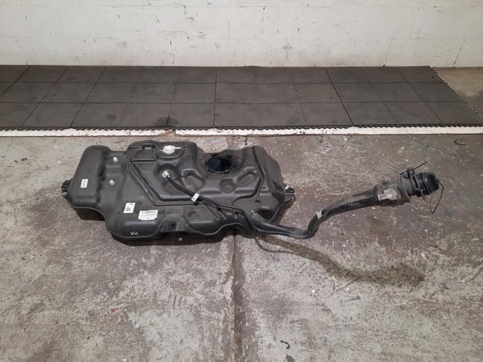 Réservoir de carburant Dacia Duster