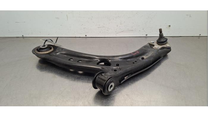 Bras de suspension avant gauche Skoda Octavia