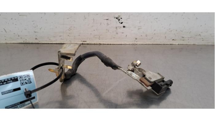 Borne de batterie Skoda Octavia