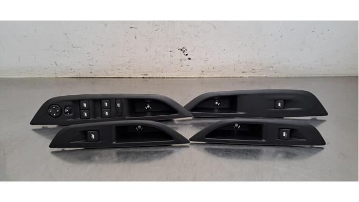Commutateur combi vitres Peugeot 208