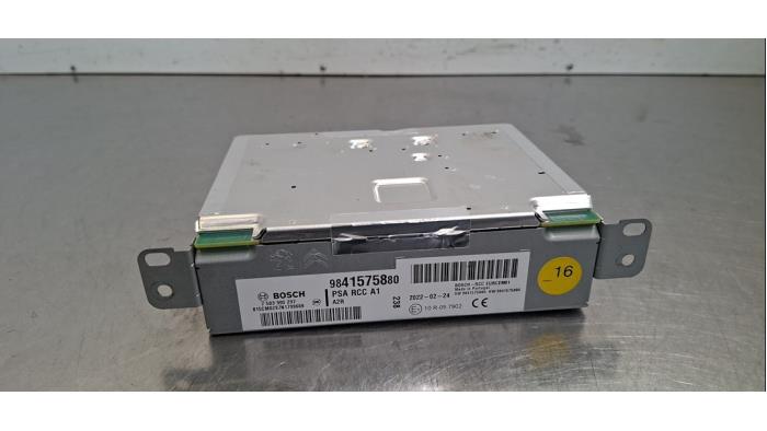 Module radio Peugeot 208