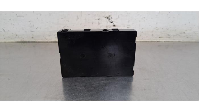 Chargeur sans fil Peugeot 308