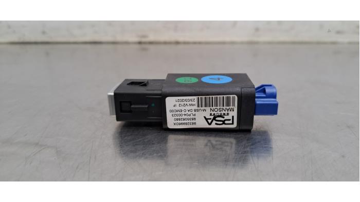 Prise USB Peugeot 308