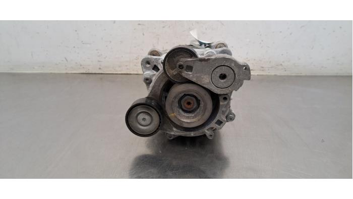 Dynamo Audi A4