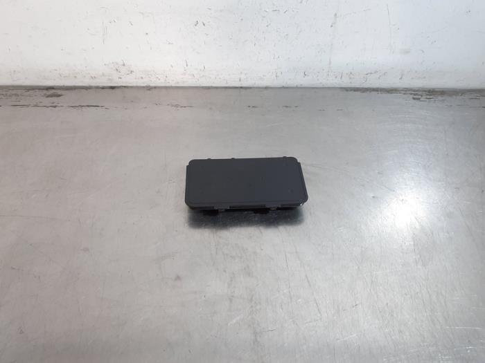 Chargeur sans fil Volkswagen Golf