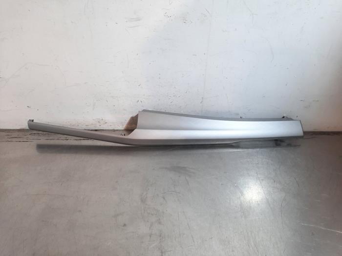 Elément tableau de bord Volkswagen Golf