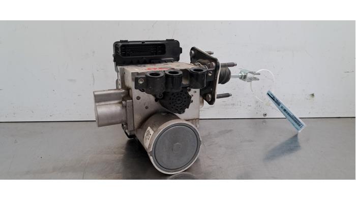 Assistant de freinage Hyundai Grand Santa Fe