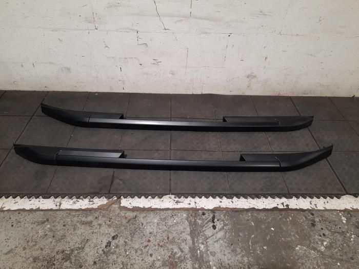 Kit rails de toit Dacia Duster