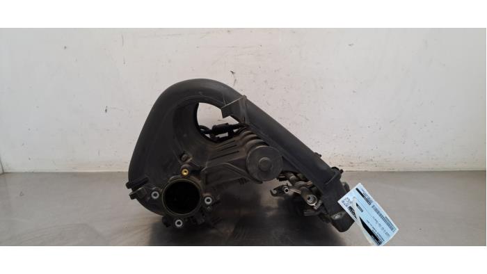 Tubulure d'admission Mercedes B-Klasse