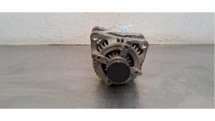 Gebruikte Dynamo Ford Fiesta 7 1.0 EcoBoost 12V 100 Prijs € 102,85 Inclusief btw aangeboden door Autohandel Didier