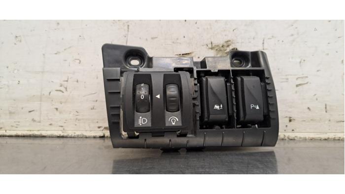 Commutateur (divers) Renault Trafic