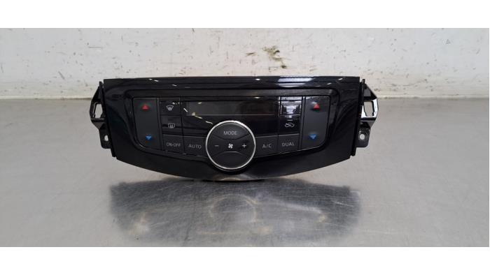 Panneau de commande clim Nissan Navara