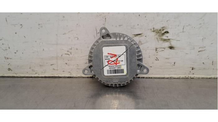 Module phare LED Nissan Navara