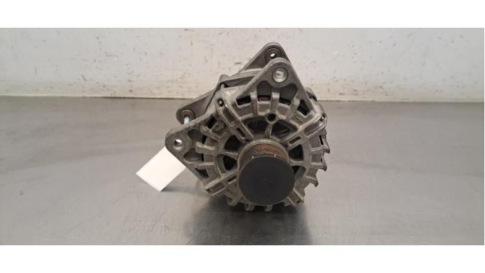 Dynamo Renault Trafic