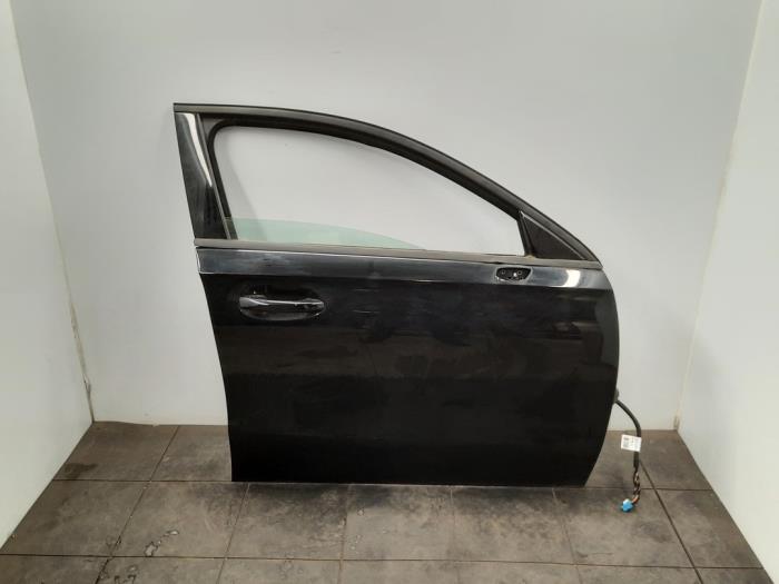 Portière 4portes avant droite Mercedes A-Klasse