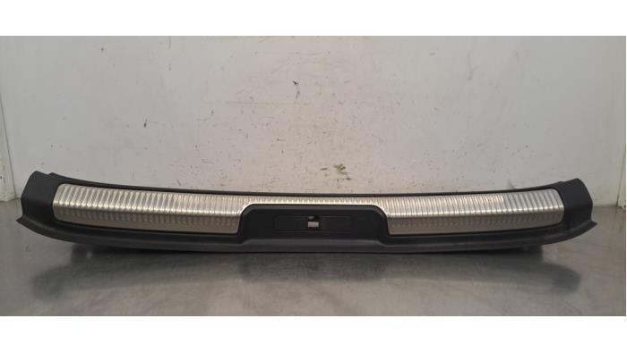Couverture capteur serrure arrière DS Automobiles DS7 Crossback