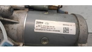Startmotor van een Nissan NP 300 Navara (D23) 2.3 dCi 16V 4x4 2021