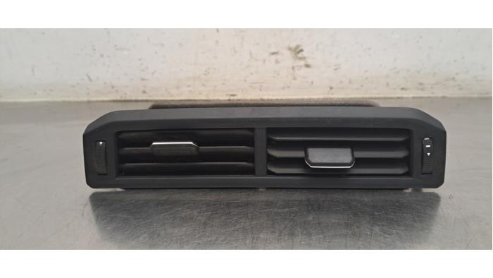 Grille aération tableau de bord Volkswagen Polo